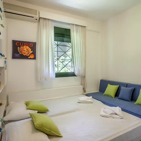 Pegasus αpartment Next To The Sea Apartment